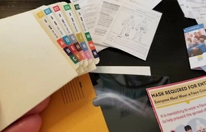 1/6 SCALE Mini Medical #1 - 5 Medical Folders + 11 Patient Paperwork + X-ray - Picture 1 of 11