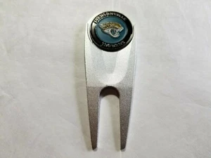 Golf/ Jacksonville Jaguars Double Sided Ball Marker with Divot Tool - New!! - Picture 1 of 2