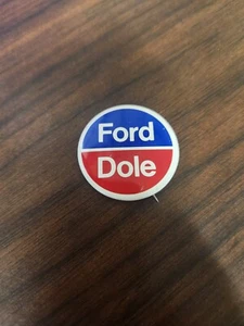 Vintage Ford Dole Republican Presidential Senator Candidate Campaign Pin Button - Picture 1 of 3