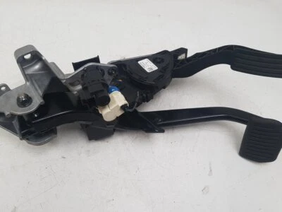 PEDAL ACELERADOR VOLVO V60 S60 XC60 V70 XC70 S80 2010-2016 (ELEC) PTNO 31329060 Foto 1 de 4