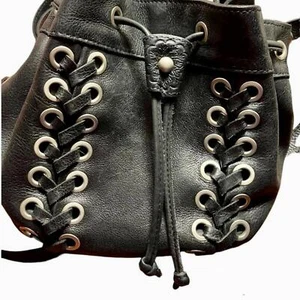 Patricia Nash Italian Leather Marina Bucket Bag - Picture 1 of 9