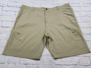 Wrangler MENS SIZE 48 Performance Zip Cargo Shorts Relax Fit Moist Wick UPF 50 - Picture 1 of 10