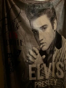 Elvis Presley Up Close 83th Tribute 40" x 60" Throw Blanket Soft Fleece - Picture 1 of 1