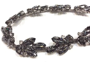 CM 25 PASSAMANERIA CATENA GIOIELLO DA CUCITO PIETRA nera CM 2,2 - Bild 1 von 2