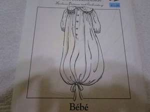 Patrones y bordados de reliquia Bebe (1999, Petite Poche) 3-18 meses SIN CORTAR - Imagen 1 de 4