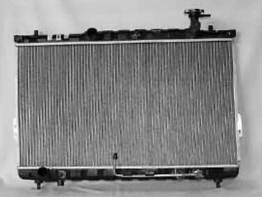 НОВЫЙ РАДИАТОР В СБОРЕ ПОДХОДИТ ДЛЯ HYUNDAI SANTA FE 2,4 Л 2,7 Л 2001-2006 25310-26070 - Изображение 1 из 2