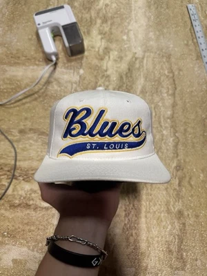 Vintage 90s RARE St Louis Blues Starter Script Tailsweep Snapback Hat NHL READ - Image 1 of 4