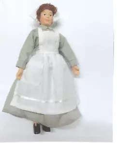 PUPPENHAUSPUPPE 1/12. MASSSTAB VIKTORIANISCHER/EDWARDIANISCHER KOCH - Bild 1 von 1