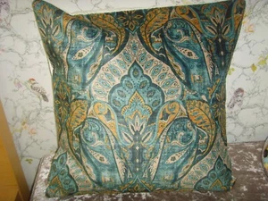 NEW IN GREEN GOLD PAISLEY VELVET FABRIC CUSHION COVER FITS 16iN PAD - Picture 1 of 2
