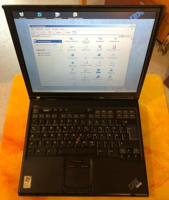 [Retro/Vintage] IBM Thinkpad T40 1.4GHz QWERTZ WinXP 40GB HDD : gebraucht - Bild 1 von 4