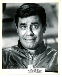 Way Way Out 1966 #27 Jerry Lewis retrato siglo XX zorro ciencia ficción - Imagen 1 de 2