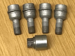 4 Genuine Locking Wheel Bolts Key Audi Q5 Q7 Q8 VW Touareg Transporter Lock Nuts - Picture 1 of 1
