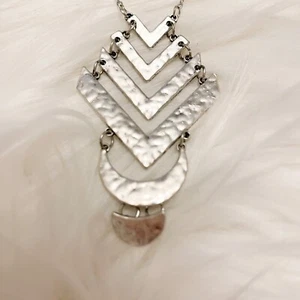Boho Beveled Arrowhead Style Silver Plate Necklace Size 32” - Picture 1 of 4