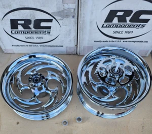 99-07 SUZUKI HAYABUSA WHEELS RIMS RC COMPONENTS SAVAGE STOCK SIZE WHEELS PAIR - Picture 1 of 22