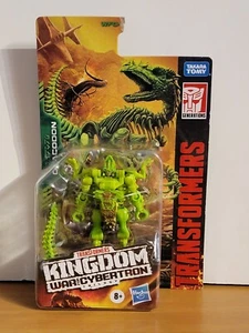 Transformers Kingdom WFC Trilogy Dracodon Action Figure Hasbro 2021 - Picture 1 of 6