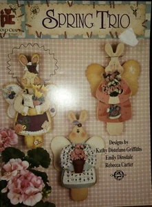 Spring Trio Paint Pattern Book - Picture 1 of 6