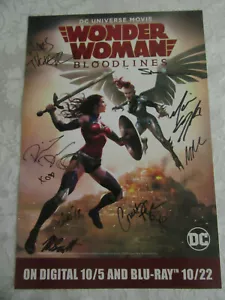 Póster exclusivo de DC Universe Wonder Woman Bloodlines NYCC 2019 firmado por el elenco - Imagen 1 de 12
