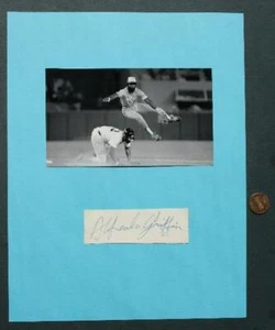 1970-90s Toronto Blue Jays Star Alfredo Griffin signed autograph & photo set---- - Picture 1 of 1