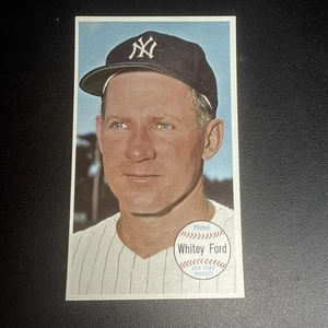 1964 Topps Giants # 7 Whitey Ford HOF New York Yankees 6xWSC WSMVP Cy Young - Picture 1 of 13