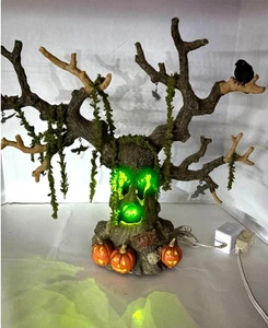 NIB Dept 56 Halloween Haunted Tree Spooky Light Up Eyes, Screams, & Shakes 35020 - Picture 1 of 6