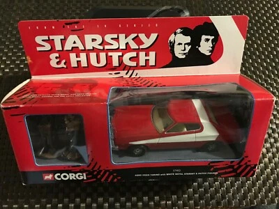 (RARE)  STARKEY & HUTCH VEHICLE WITH  FIGURINES OF THE CRIME FIGHTERS  - Image 1 of 4