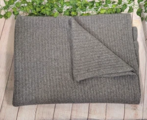 Jenni Kayne BEDDING Gray Knit Thick Boucle Blanket Throw 100% WOOL - Picture 1 of 7