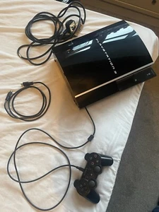 SONY PLAYSTATION 3 PS3 BACKWARDS COMPATIBLE BLACK CONSOLE ONLY FOR PARTS. - Picture 1 of 18