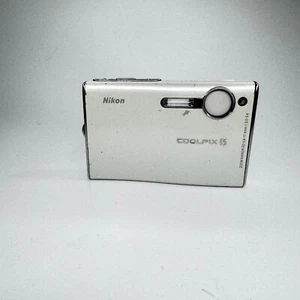 Nikon Digitalkamera Coolpix S5 weiß nur Gehäuse Coolpixs5S aus Japan - Bild 1 von 9