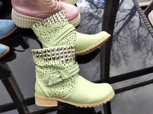 Poti Pati Sommerstiefel Stiefel Boots Bikerboots 37 Stiefelette Grün Nieten - Bild 1 von 24