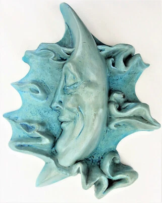 Escultura de pared hecha a mano luna azul de 11", arte ornamental coleccionable para decoración de patio Foto 1 de 4