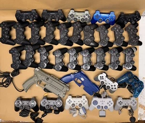 Joblot - 33 x Official & 3rd Party Playstation 1/2/3 Controllers & Guns *FAULTY* - Picture 1 of 6