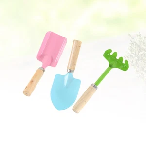 Juego de 3 piezas de herramientas de jardinería de tres piezas juguete para niños de madera - Imagen 1 de 12