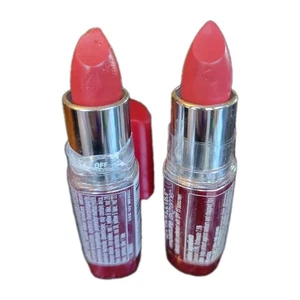 2x  MAYBELLINE MOISTURE EXTREME LIPSTICK 103 - Crushed Cranberry - Picture 1 of 2