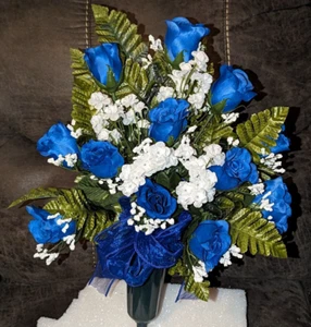 Friedhof Blumen, Friedhof Grabschmuck im Halter - Bild 1 von 3