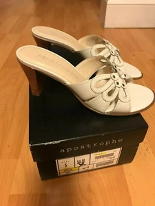 NIB Apostrophe Wooden Heels White Leather Slip-On Sandals Size 5M Georgine Bone - Picture 1 of 8