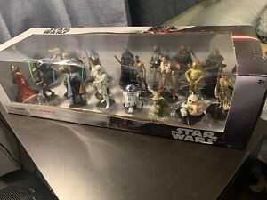 Star Wars MEGA FIGURINE SET Disney Store 20pc Figure Box Set NEW JEDI HOPE FORCE