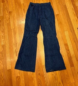Vintage Wrangler Jeans Misses 18 Womens Denim Bell Bottom Wide Leg USA 70s - Picture 1 of 15