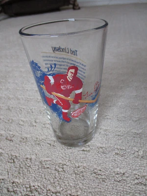 DETROIT RED WINGS COLECCIONABLE PINTA CERVEZA BEBIDA VASO TED LINDSAY * Foto 1 de 4