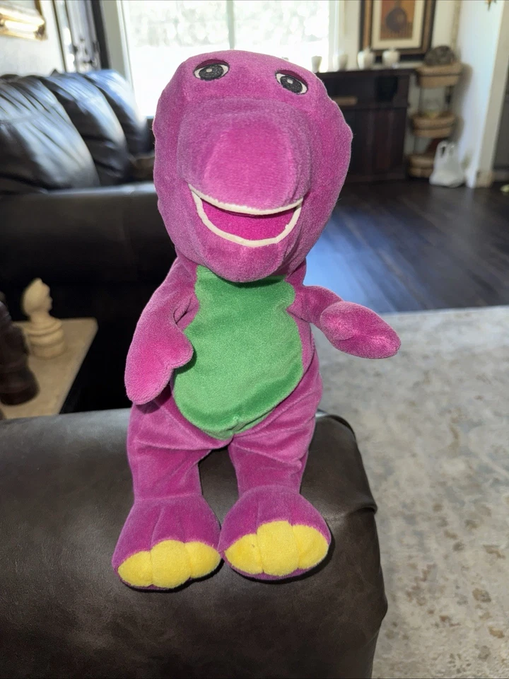 Vintage Barney Plushie "M" Sized - Image 1 of 1