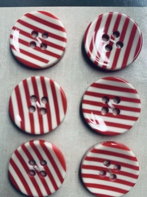 Sew-ology Buttons (6) 5/8” New On Card Free Shipping - Image 1 of 3