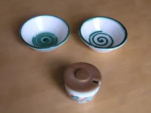 Gruppe von 3 Mid Century Studiokeramik Stücken 1 bedeckt signiert Hauns φ & 2 Schalen - Bild 1 von 12