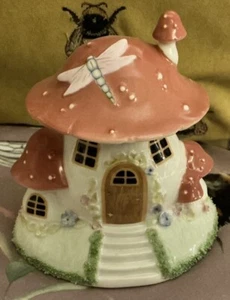 Boxed Coalport Bone China 'Fairy Cottage' Excellent Condition - Picture 1 of 8