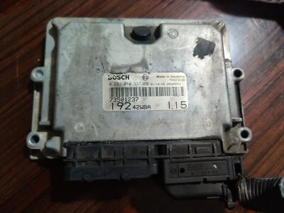 0281010337 BOSCH EDC15C7 73501237 CENTRALINA MOTORE ECU FIAT STILO 1.9 JTD 115 Foto 1 de 4