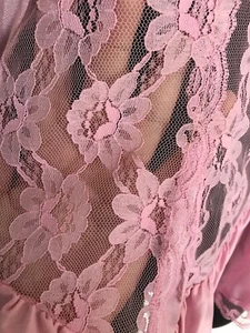 Vintage 70er Nylon Babydoll rosa transparent seidig Satin Rüschen Spitze Val Mode Gr. S USA - Bild 1 von 9