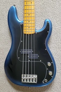 Fender American Professional II Precision Bass V, Dark Night, Deluxe Molded Case - Picture 1 of 15