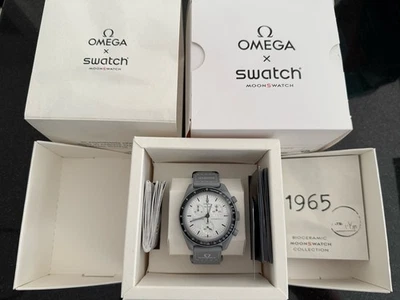 Swatch x Omega Bioceramic Moonswatch 1965 Gray/white SO33M106 BNIB - Image 1 of 2