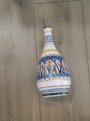 Botella de aceite "Madrid" cerámica pintada a mano española. Nuevo en caja. Foto 1 de 4