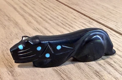 Talla fetiche Emery Boone Black Jet Mountain Lion nativo americano Zuni Foto 1 de 4