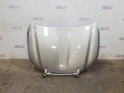 22 2022 TOYOTA HIGHLANDER HOOD SILVER  Foto 1 de 4