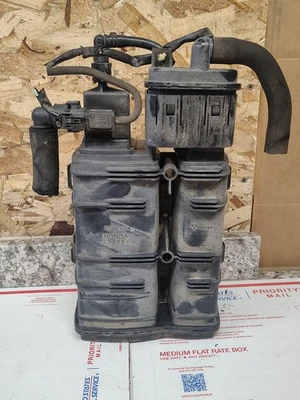 Conjunto de bote de vapor de carbón Honda Odyssey LX 2005-2010 3,5 L 05-08 Pilot Foto 1 de 2